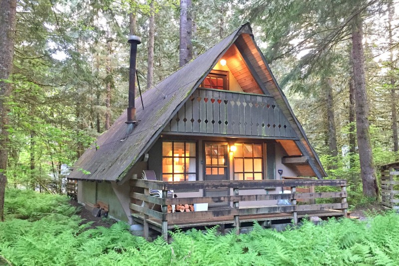 Cabin 86 A Very Rustic Pet Friendly Cabin With Wood Burning Stove