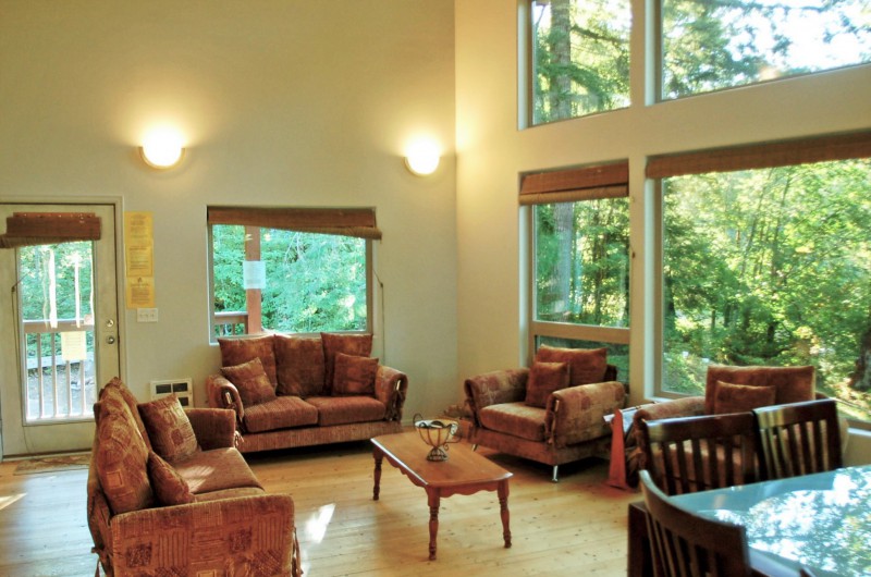 Glacier Springs Cabin 40 A Pet Friendly Cedar Cabin With A Hot